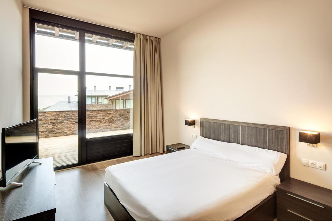 Apartamentos Masella 1600 Alp Eksteriør bilde